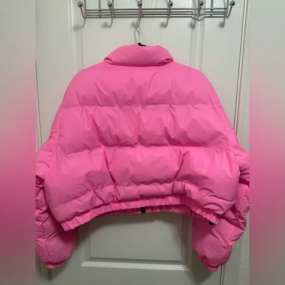 PrettyLittleThing Bright Pink Puffer Jacket - Picture 3 of 4